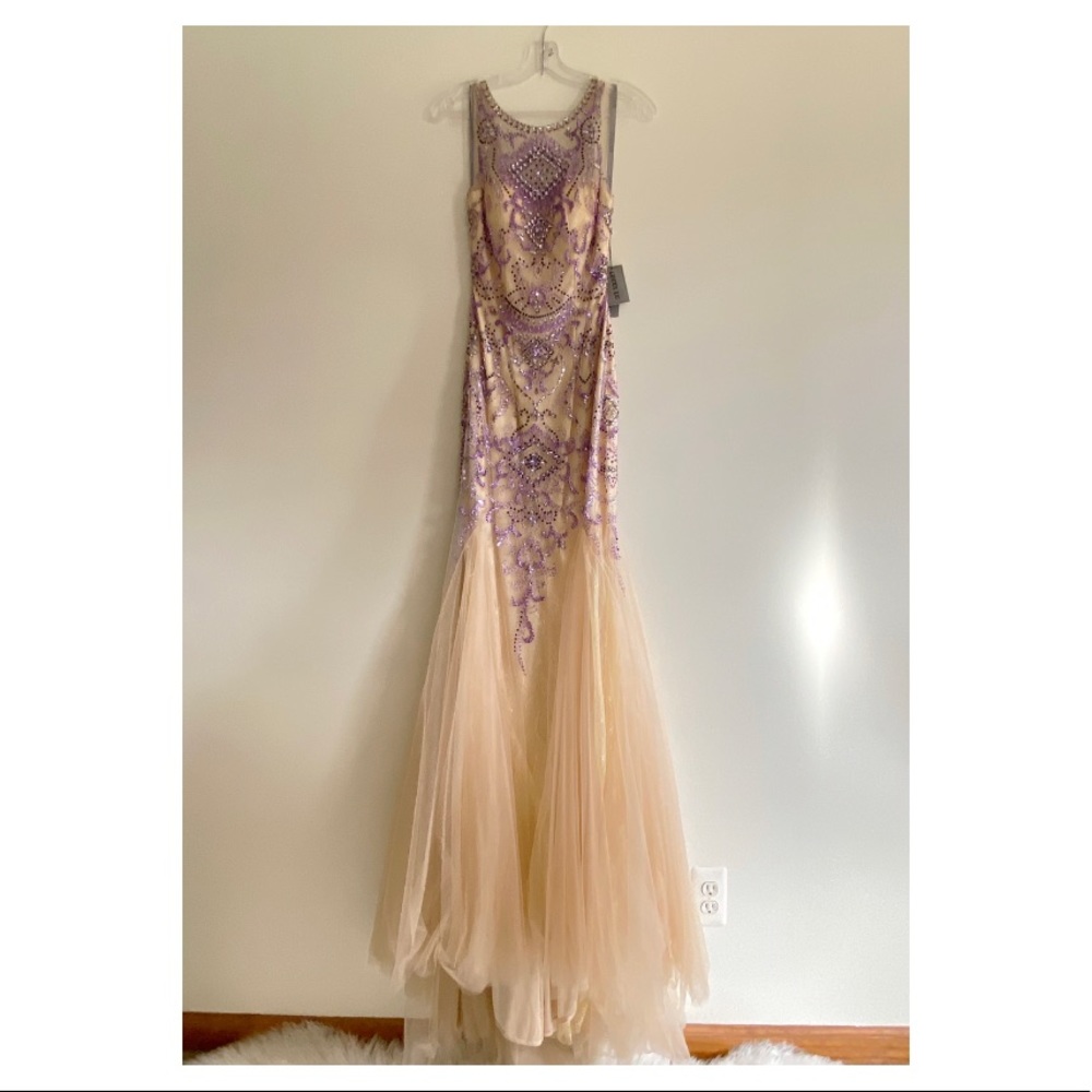 2026 Lucci lu lavender/nude formal dress - Picture 3 of 4